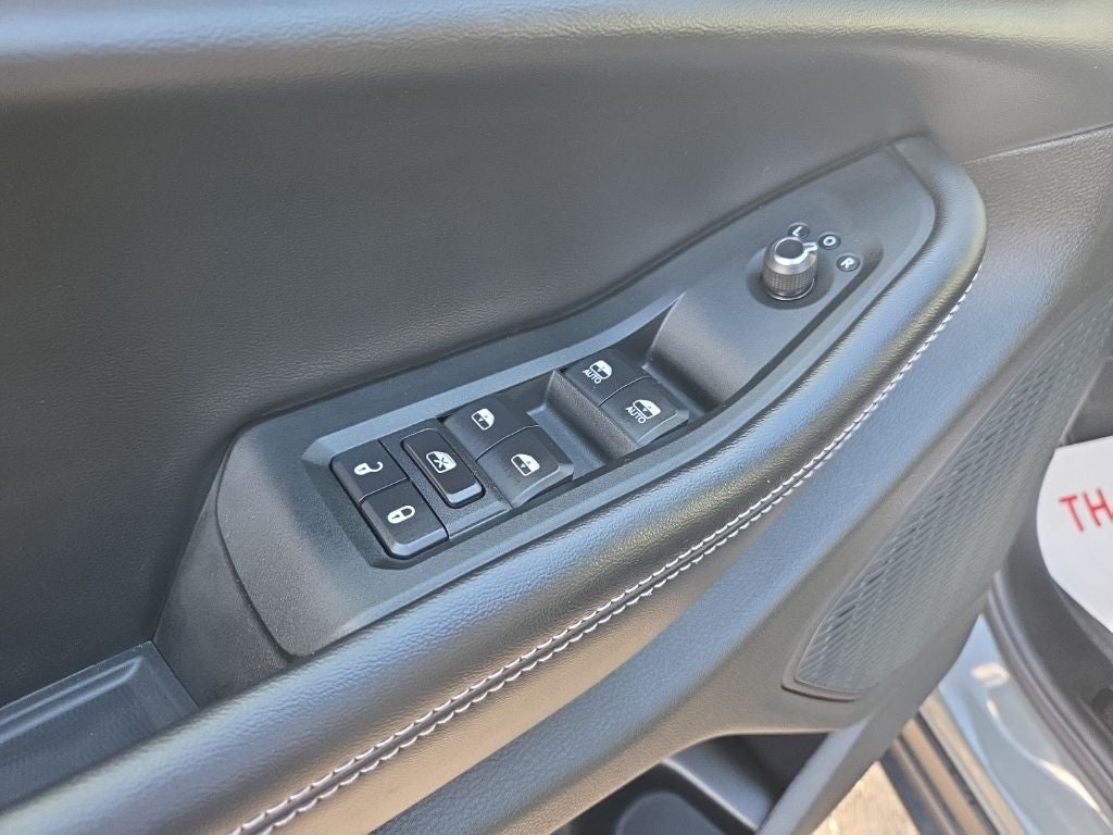 2027 Jeep Grand Cherokee Altitude
