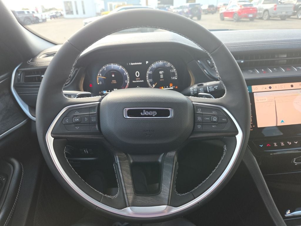 2027 Jeep Grand Cherokee Altitude