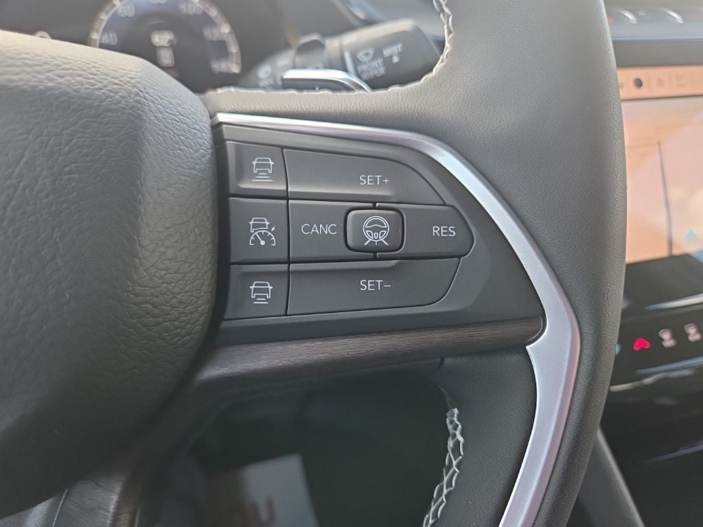 2027 Jeep Grand Cherokee Altitude