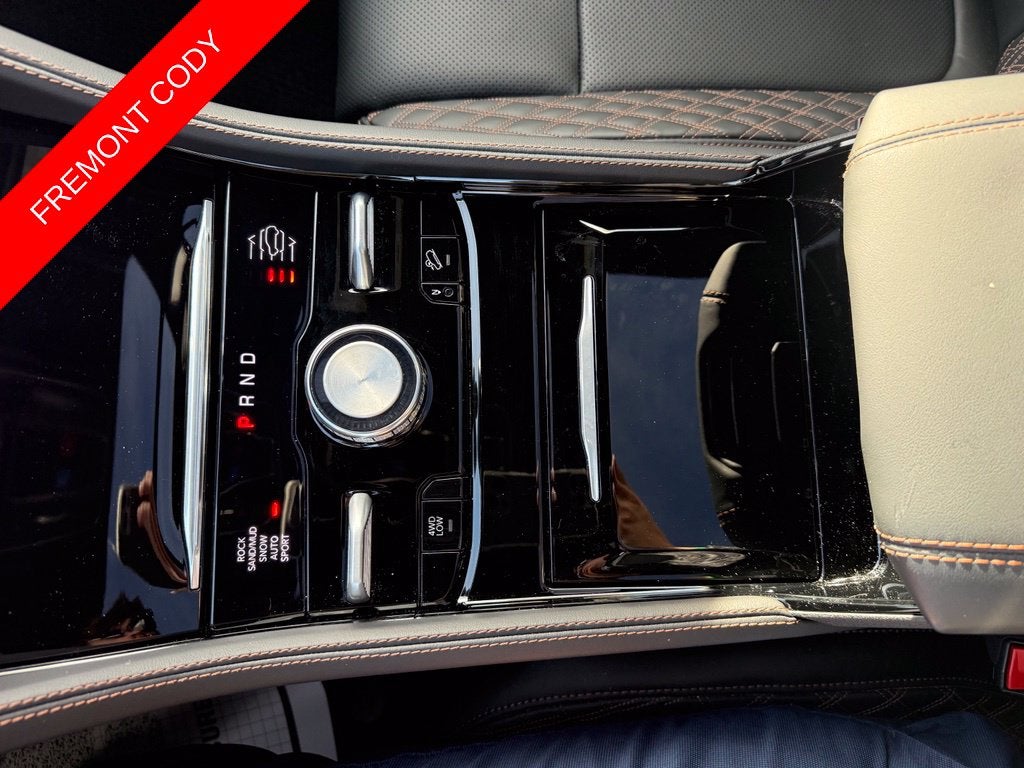 2025 Jeep Grand Cherokee Summit Reserve