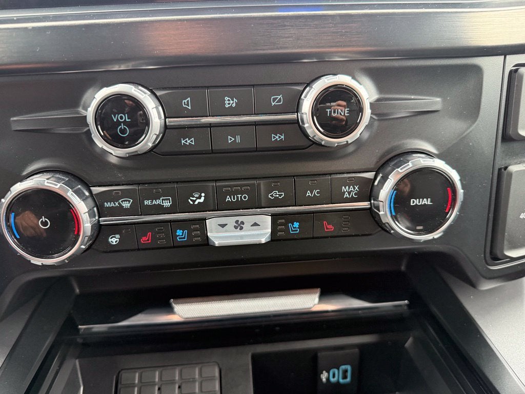 2024 Ford F-350SD Lariat
