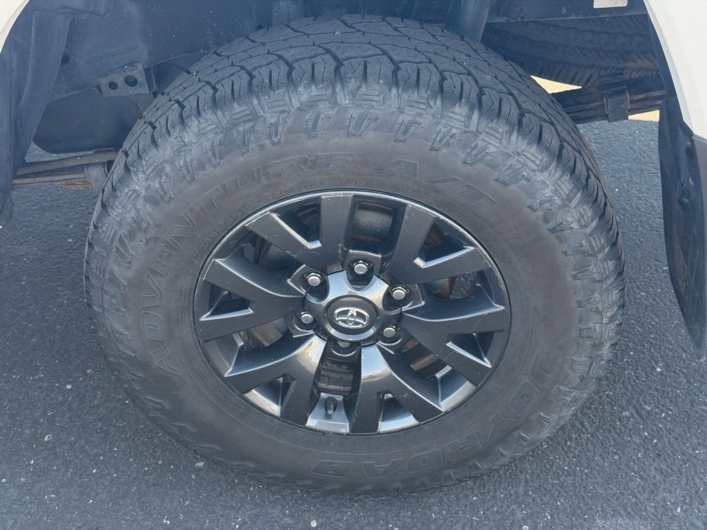 2020 Toyota Tacoma SR5 V6