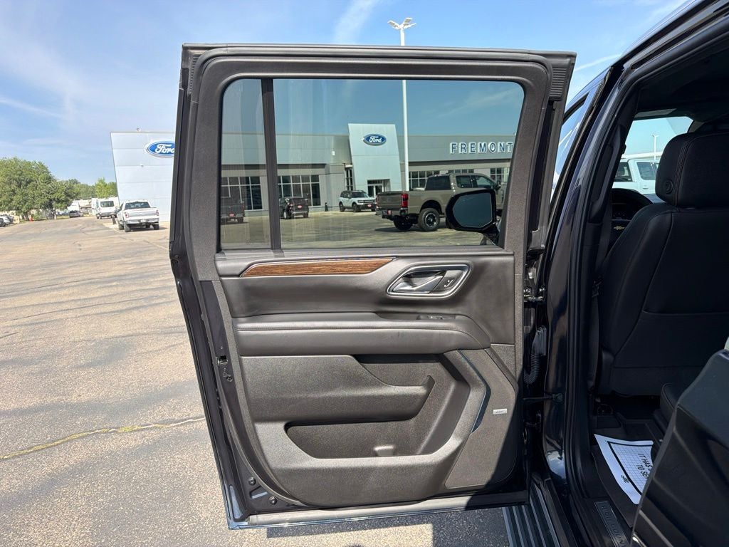 2024 Chevrolet Suburban High Country