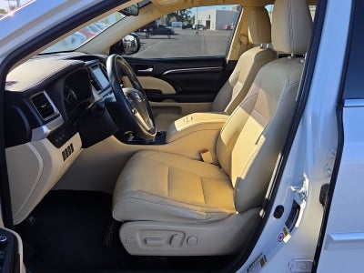 2016 Toyota Highlander Limited Platinum V6
