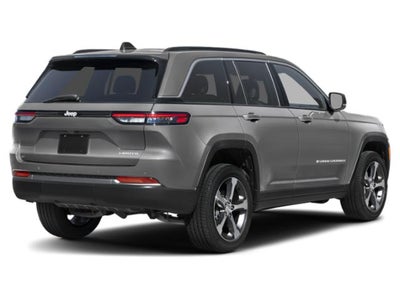 2027 Jeep Grand Cherokee Laredo